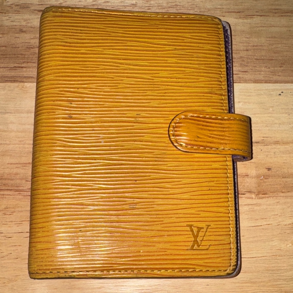 Louis Vuitton yellow epi agenda pm organizer